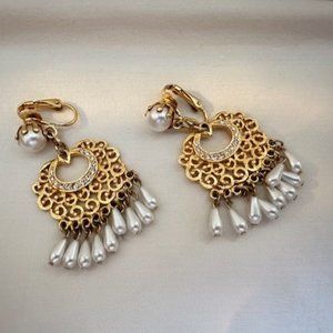 Vintage Gold Rhinestone Pearl Dangle Earrings